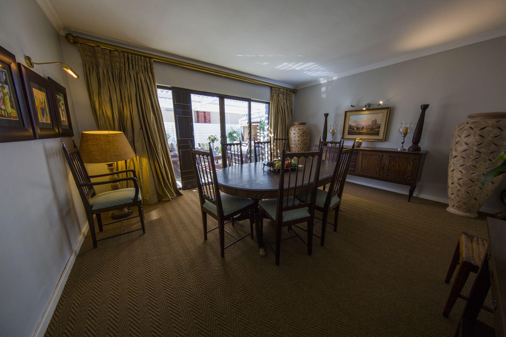 The Whale'S Tale Guesthouse Hermanus Kültér fotó